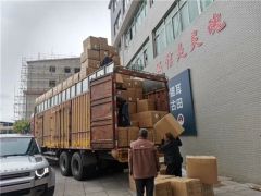 星夜兼程，24小時，800公里，10萬份古田銀耳馳援上海！ ()